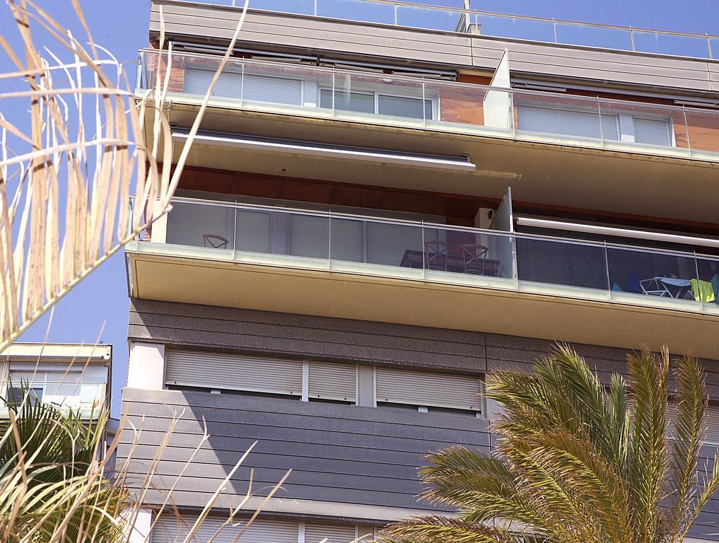Great Sea-Side Barcelona Apartment Badalona Rum bild